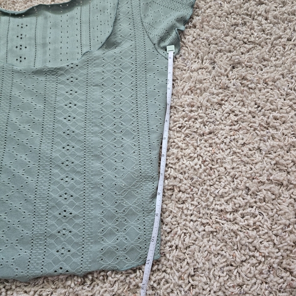 Women's Super Cute Green Eyelet Top - Small - Picture 7 of 8